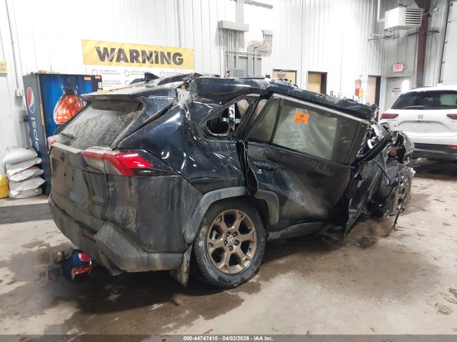 44747410 :رقم المزاد ، 2T3UWRFV0RW189782 vin ، 2024 Toyota Rav4 Hybrid Woodland Edition مزاد بيع
