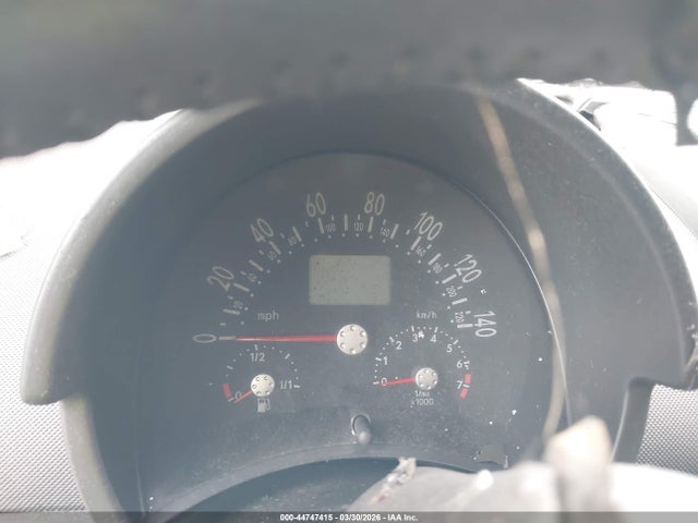 2004 Volkswagen New Beetle Coupe მანქანა იყიდება აუქციონზე, vin: 3VWGK31C94M421685, აუქციონის ნომერი: 44747415