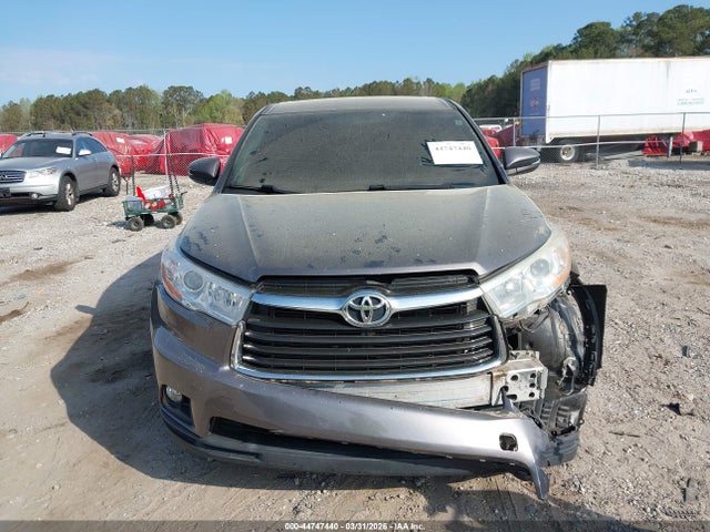 Продажа на аукционе авто 2014 Toyota Highlander, vin: 5TDBKRFHXES038019, номер лота: 44747440