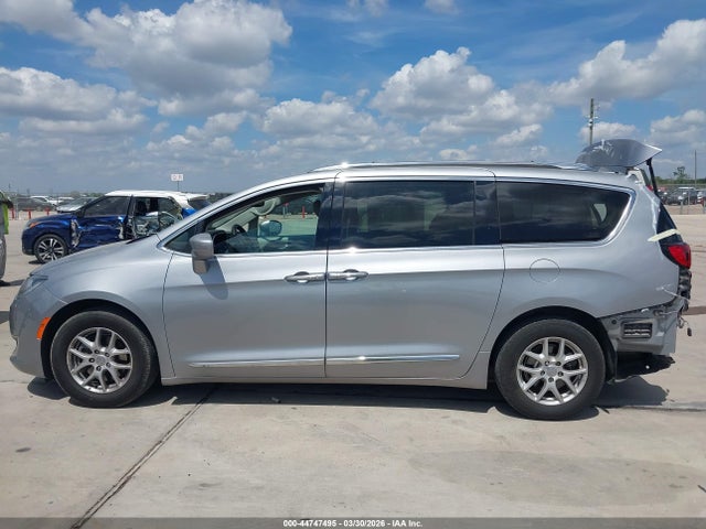 Продаж на аукціоні авто 2020 Chrysler Pacifica Touring L, vin: 2C4RC1BG0LR115397, номер лоту: 44747495