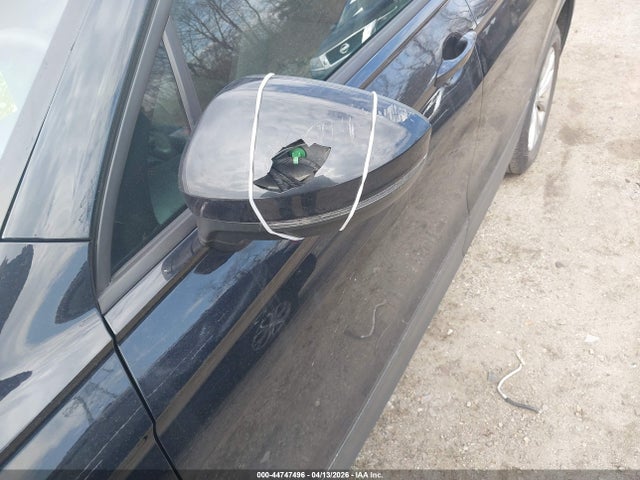 2020 Volkswagen Tiguan 2.0t S მანქანა იყიდება აუქციონზე, vin: 3VV0B7AXXLM094681, აუქციონის ნომერი: 44747496