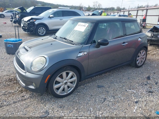 2009 MINI COOPER S WMWMF73549TW85712 Photo 1