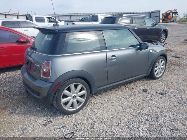 2009 MINI COOPER S WMWMF73549TW85712 Photo 3