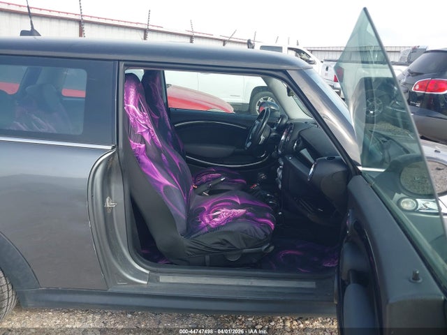 2009 MINI COOPER S WMWMF73549TW85712 Photo 4