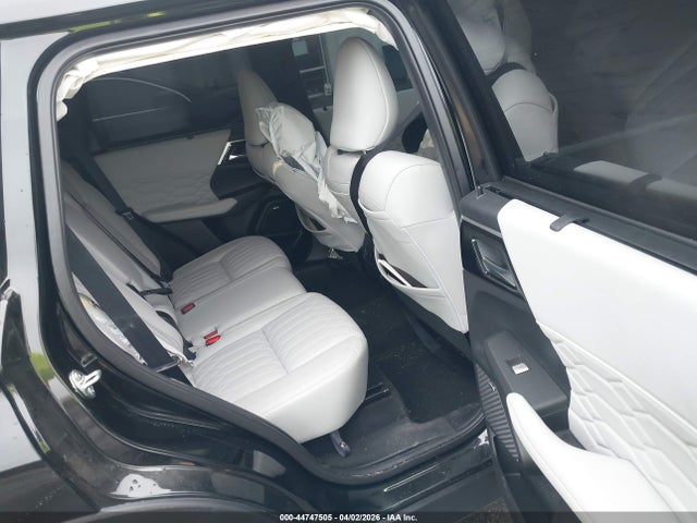44747505 :رقم المزاد ، JA4J4WA82SZ049693 vin ، 2025 Mitsubishi Outlander Sel 2.5 S-awc مزاد بيع