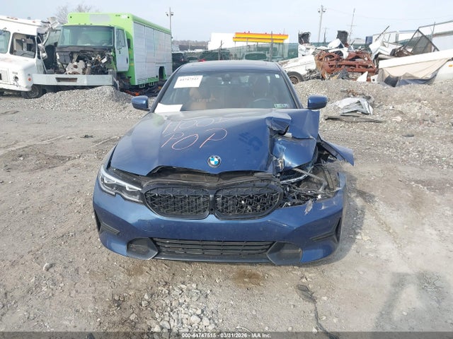 Продажа на аукционе авто 2022 Bmw 330i Xdrive, vin: 3MW5R7J00N8C39822, номер лота: 44747515