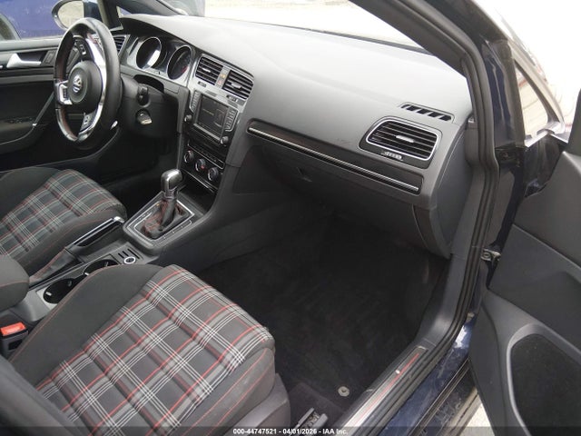 44747521 :رقم المزاد ، 3VW4T7AU5HM060185 vin ، 2017 Volkswagen Golf Gti Autobahn 4-door/s 4-door/se 4-door/sport 4-door مزاد بيع