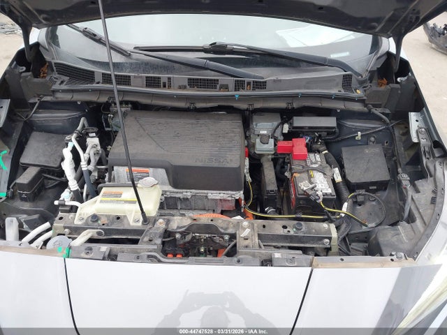 1N4AZ1CPXJC304225 Nissan Leaf Sl