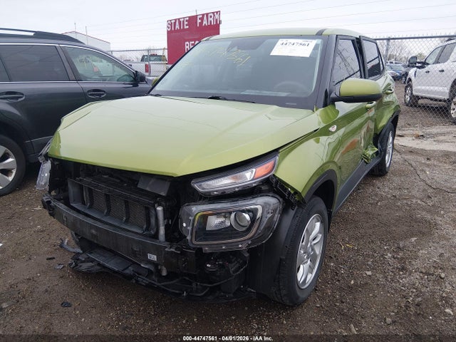 44747561 :رقم المزاد ، KMHRB8A33MU114223 vin ، 2021 Hyundai Venue Se مزاد بيع