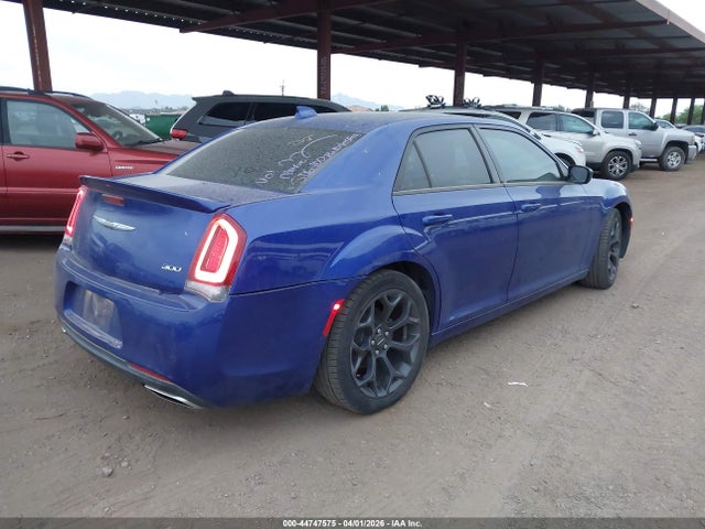 2019 Chrysler 300 Touring მანქანა იყიდება აუქციონზე, vin: 2C3CCAAG1KH506400, აუქციონის ნომერი: 44747575