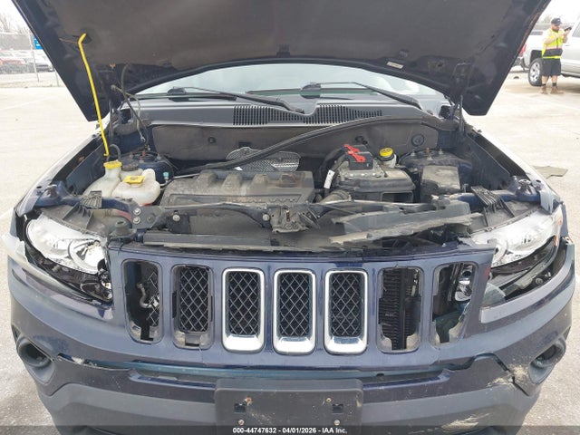 44747632 :رقم المزاد ، 1C4NJDBB3ED880040 vin ، 2014 Jeep Compass Sport مزاد بيع