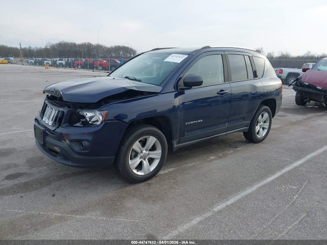 44747632 :رقم المزاد ، 1C4NJDBB3ED880040 vin ، 2014 Jeep Compass Sport مزاد بيع