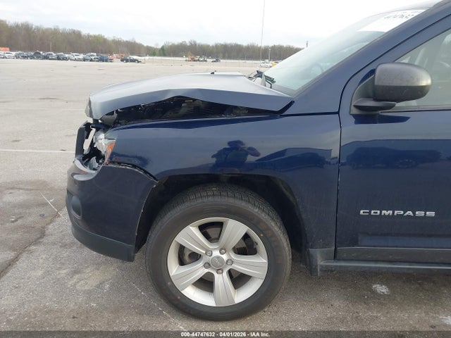44747632 :رقم المزاد ، 1C4NJDBB3ED880040 vin ، 2014 Jeep Compass Sport مزاد بيع