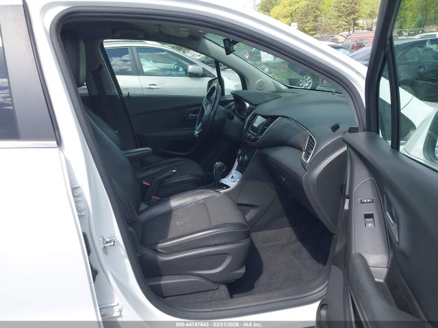44747643 :رقم المزاد ، KL7CJLSBXJB733864 vin ، 2018 Chevrolet Trax Lt مزاد بيع
