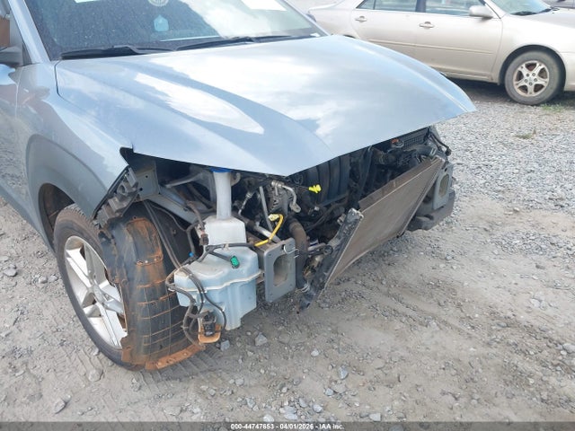 2019 Hyundai Kona Se მანქანა იყიდება აუქციონზე, vin: KM8K12AA5KU243187, აუქციონის ნომერი: 44747653