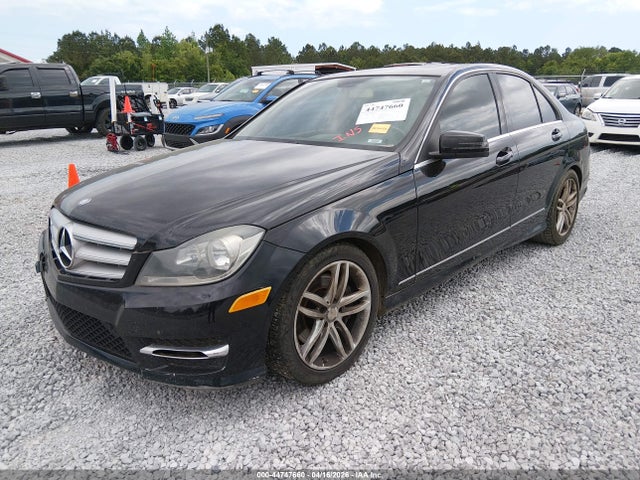 44747660 :رقم المزاد ، WDDGF8AB5DR271851 vin ، 2013 Mercedes-benz C 300 Sport 4matic مزاد بيع