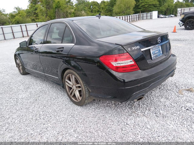 44747660 :رقم المزاد ، WDDGF8AB5DR271851 vin ، 2013 Mercedes-benz C 300 Sport 4matic مزاد بيع