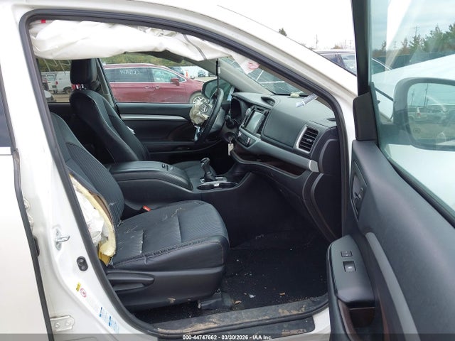 44747662 :رقم المزاد ، 5TDBKRFH7GS344856 vin ، 2016 Toyota Highlander Le Plus V6 مزاد بيع