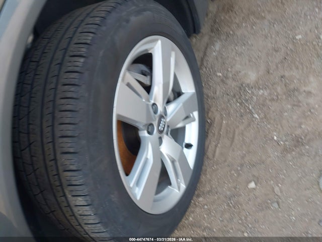 WA1BNAFY6J2236469 Audi Q5 2.0t Premium/2.0t Tech Premium