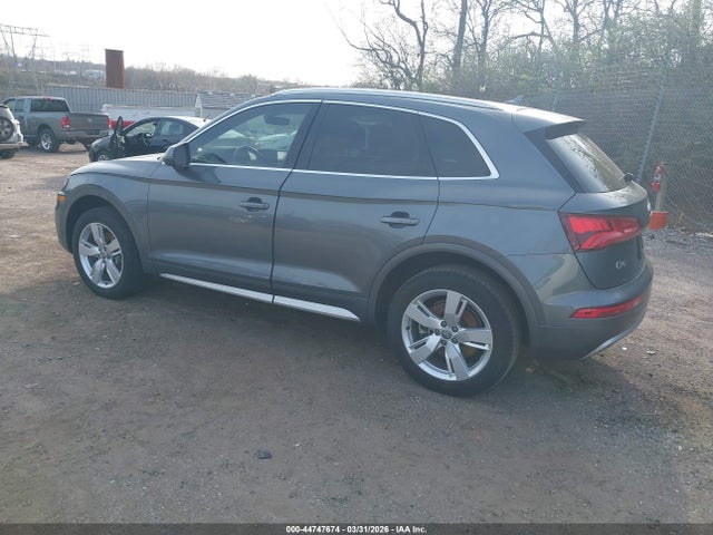 WA1BNAFY6J2236469 Audi Q5 2.0t Premium/2.0t Tech Premium