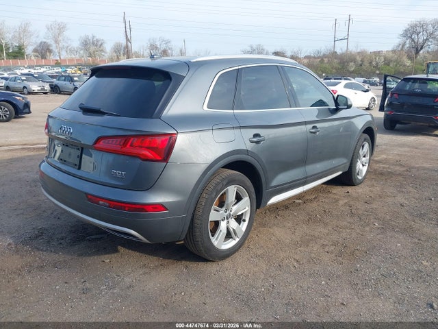 WA1BNAFY6J2236469 Audi Q5 2.0t Premium/2.0t Tech Premium