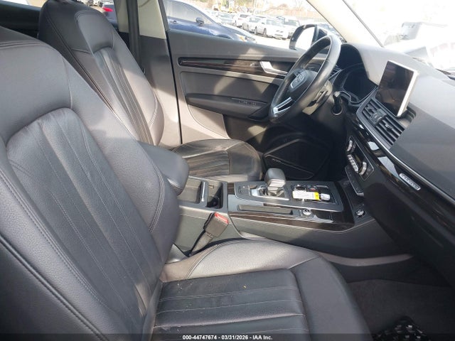 WA1BNAFY6J2236469 Audi Q5 2.0t Premium/2.0t Tech Premium