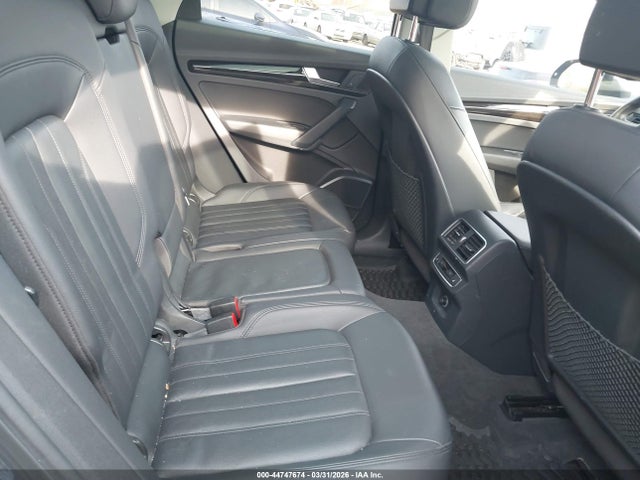 WA1BNAFY6J2236469 Audi Q5 2.0t Premium/2.0t Tech Premium
