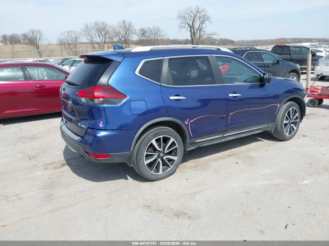 44747751 :رقم المزاد ، JN8AT2MV1JW350852 vin ، 2018 Nissan Rogue Sl مزاد بيع