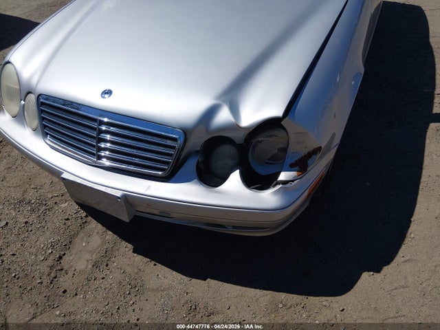 44747776 :رقم المزاد ، WDBLK65G52T113345 vin ، 2002 Mercedes-benz Clk 320 مزاد بيع