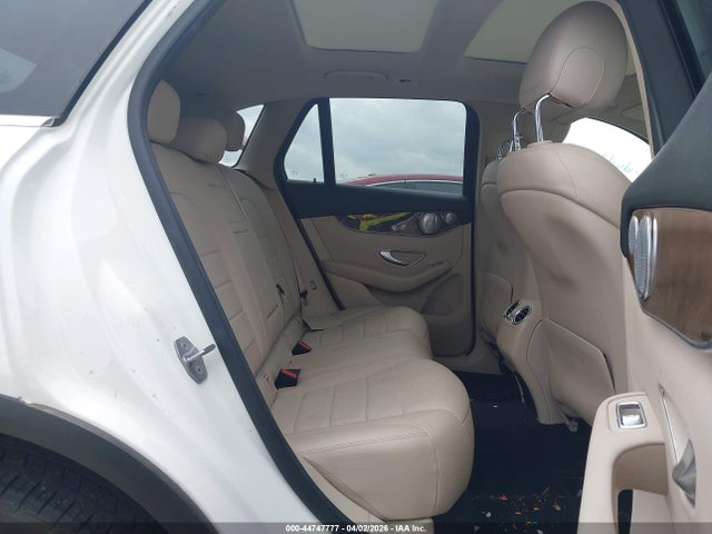 Продажа на аукционе авто 2017 Mercedes-benz Glc 300 4matic, vin: WDC0G4KB6HV005195, номер лота: 44747777