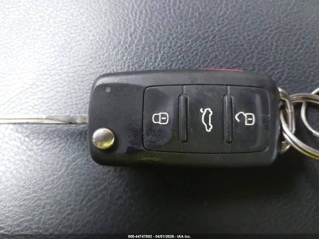 Продаж на аукціоні авто 2013 Volkswagen Passat S, vin: 1VWAP7A31DC046911, номер лоту: 44747802