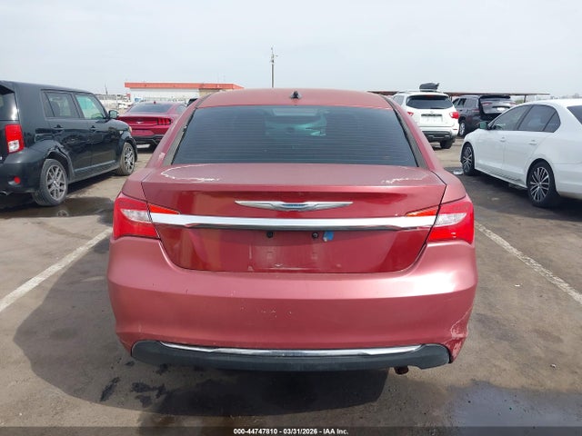 2013 Chrysler 200 Lx მანქანა იყიდება აუქციონზე, vin: 1C3CCBAB3DN671465, აუქციონის ნომერი: 44747810