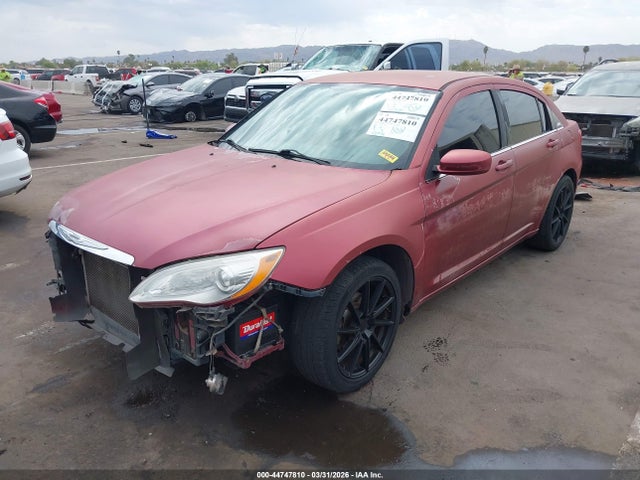 2013 Chrysler 200 Lx მანქანა იყიდება აუქციონზე, vin: 1C3CCBAB3DN671465, აუქციონის ნომერი: 44747810