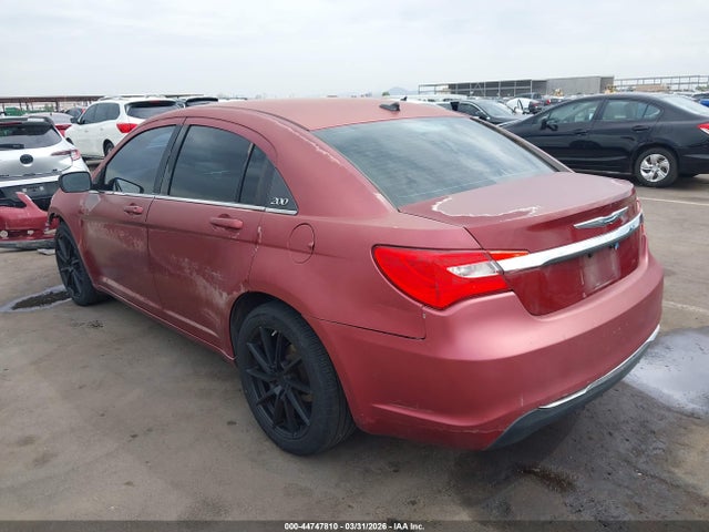 2013 Chrysler 200 Lx მანქანა იყიდება აუქციონზე, vin: 1C3CCBAB3DN671465, აუქციონის ნომერი: 44747810