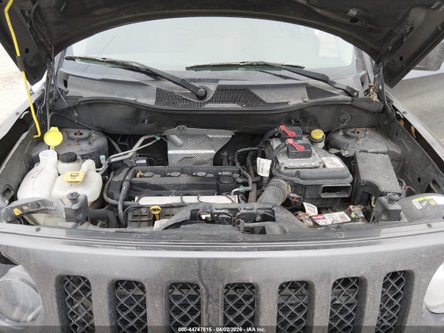 2016 Jeep Patriot Latitude მანქანა იყიდება აუქციონზე, vin: 1C4NJPFA3GD813749, აუქციონის ნომერი: 44747815