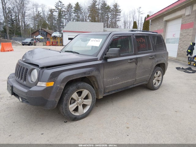 2016 Jeep Patriot Latitude მანქანა იყიდება აუქციონზე, vin: 1C4NJPFA3GD813749, აუქციონის ნომერი: 44747815