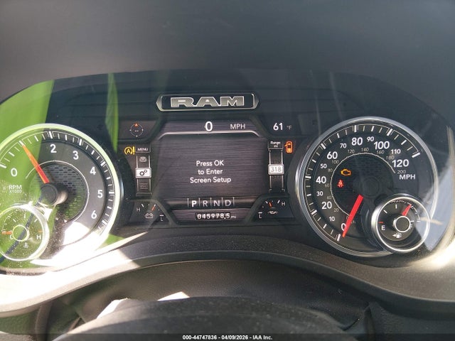 2024 Ram 1500 Laramie  4x2 5'7 Box მანქანა იყიდება აუქციონზე, vin: 1C6RREJT0RN220670, აუქციონის ნომერი: 44747836
