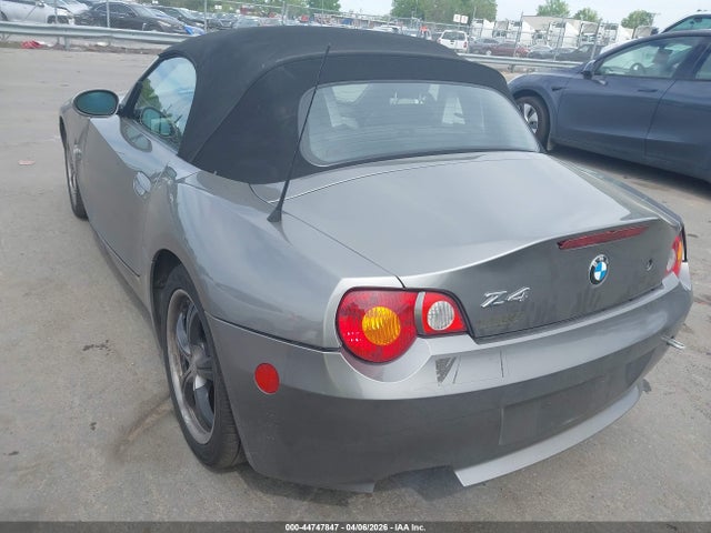2003 BMW Z4 4USBT33443LR64419 Photo 2