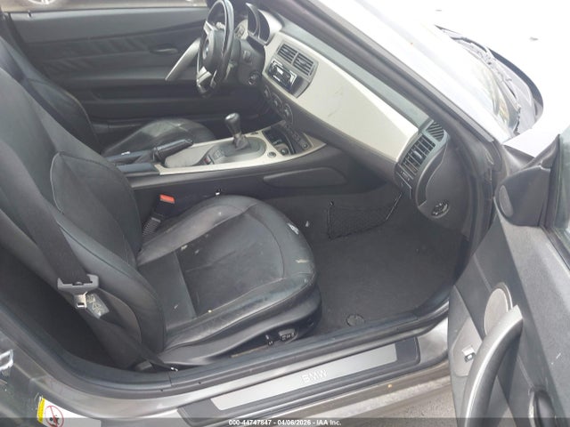 2003 BMW Z4 4USBT33443LR64419 Photo 4