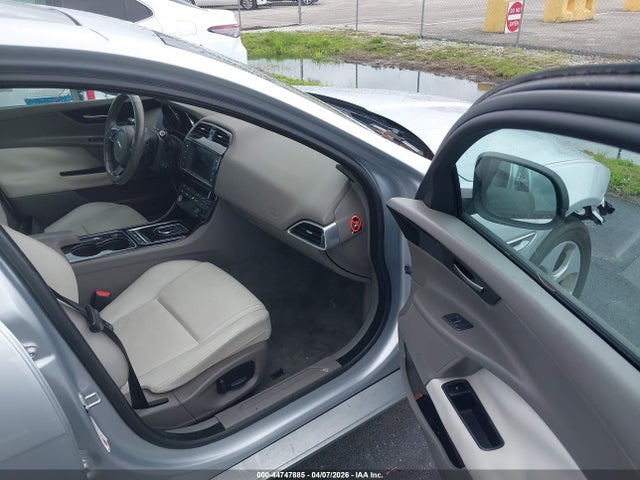 Продажа на аукционе авто 2017 Jaguar Xe 25t, vin: SAJAR4BG5HA973264, номер лота: 44747885
