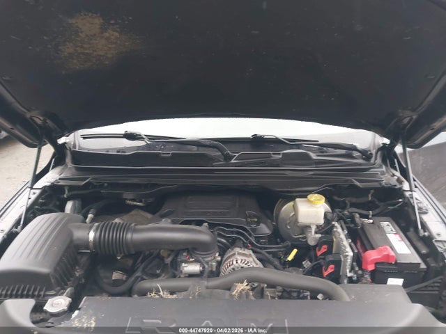 44747920 :رقم المزاد ، 1C6SRFFTXKN842618 vin ، 2019 Ram 1500 Big Horn/lone Star  4x4 5'7 Box مزاد بيع