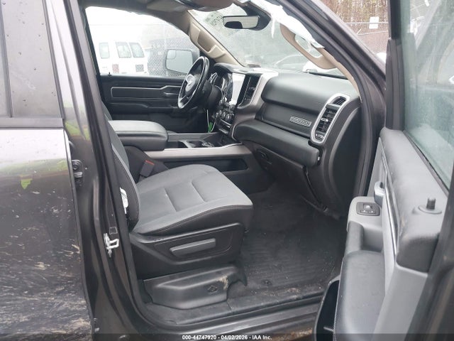 44747920 :رقم المزاد ، 1C6SRFFTXKN842618 vin ، 2019 Ram 1500 Big Horn/lone Star  4x4 5'7 Box مزاد بيع