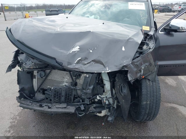 2015 Jeep Grand Cherokee Overland მანქანა იყიდება აუქციონზე, vin: 1C4RJFCT9FC831291, აუქციონის ნომერი: 44747929