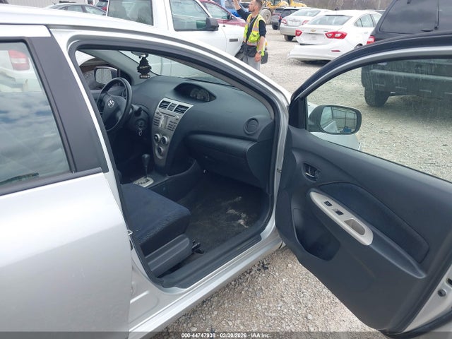 2007 TOYOTA YARIS JTDBT923271101248 Photo 4
