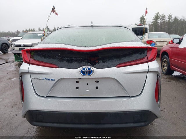 Toyota Prius Prime Premium 2017 JTDKARFP0H3047702 Image 17