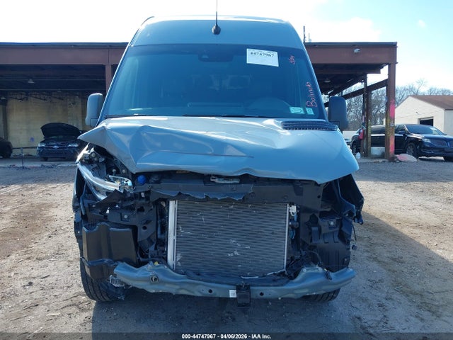 44747967 :رقم المزاد ، W1W4KCHY8RT181985 vin ، 2024 Mercedes-benz Sprinter 2500 High Roof 4-cyl Diesel مزاد بيع