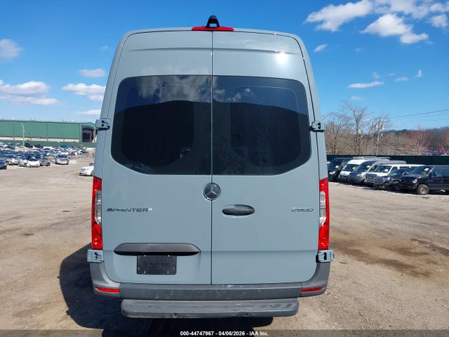 44747967 :رقم المزاد ، W1W4KCHY8RT181985 vin ، 2024 Mercedes-benz Sprinter 2500 High Roof 4-cyl Diesel مزاد بيع