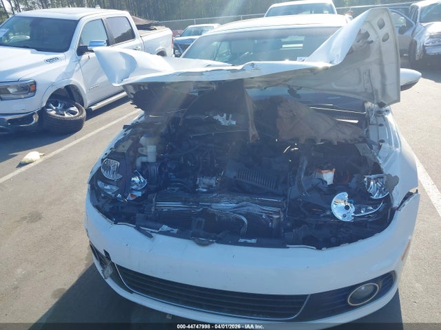 44747998 :رقم المزاد ، WVWBW7AH5CV015332 vin ، 2012 Volkswagen Eos Komfort مزاد بيع