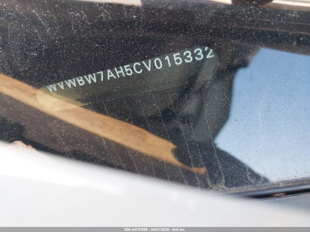 44747998 :رقم المزاد ، WVWBW7AH5CV015332 vin ، 2012 Volkswagen Eos Komfort مزاد بيع