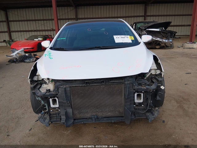 KMHD35LH8EU173283 Hyundai ELANTRA GT